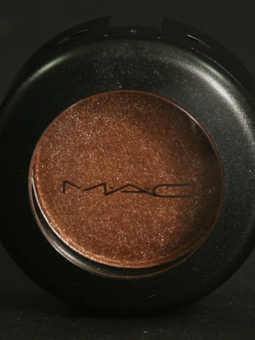 MAC Casino Lustre Eyeshadow